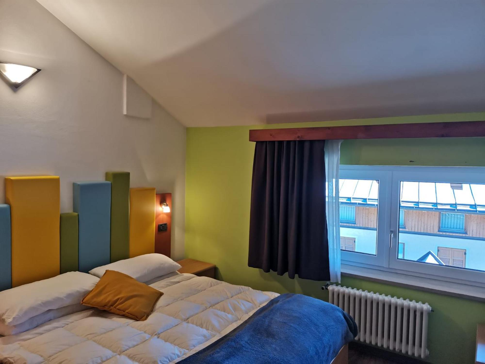 Alpencolor Hotel Tonale Passo del Tonale Exterior photo